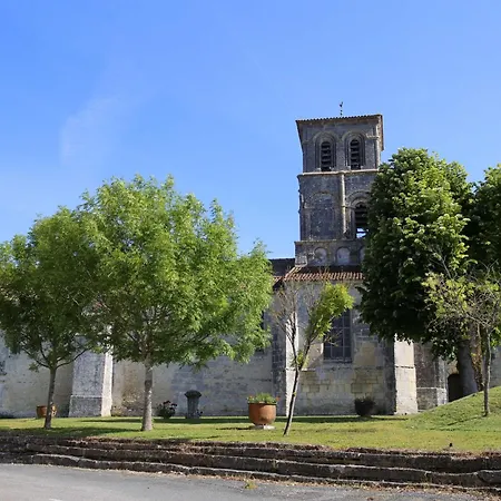 Holiday home Le Maine Des Rois Juillac-le-Coq