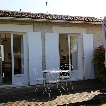 Le Maine Des Rois Holiday home