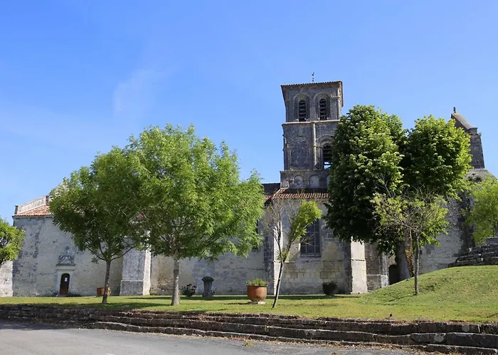Semesterbostad Le Maine Des Rois Juillac-le-Coq